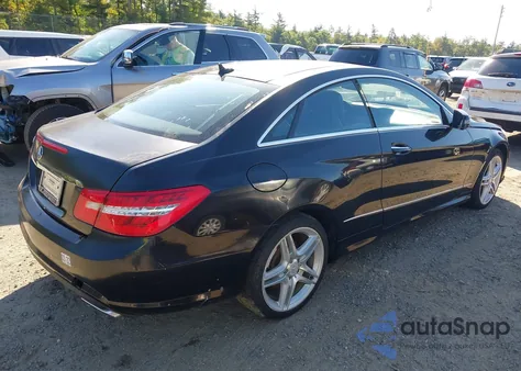 2011 Mercedes-Benz E 550 from USA, damaged, VIN WDDKJ7CB5BF107143